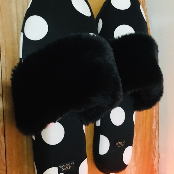 SOLD - Victoria Secret Polka Dot Slippers NWT - Picture 5 of 7